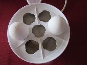 Eggs in cooker